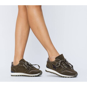 Tenisi Sport Angus Verzi