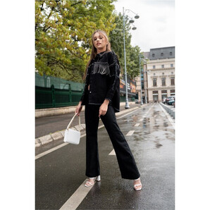 Blugi Adnana negri evazati