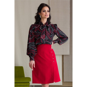 Fusta Moze rosie petrecuta cu nasturi pe o parte