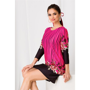 Rochie Anisia fucsia cu dungi albe si flori roz