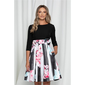 Rochie MBG neagra cu imprimeu floral maxi pe fusta