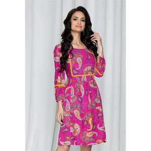 Rochie Moze magenta accesorizata cu ciucuri discreti si imprimeu