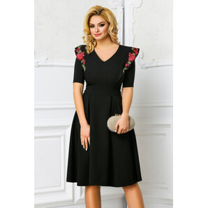 Rochie Iunia neagra cu broderie si pliuri