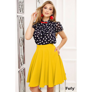 Fusta Fofy galbena in clos