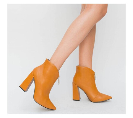 Botine Delo Camel