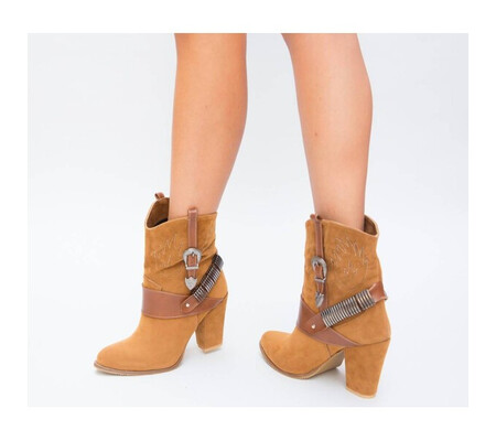 Botine Darko Camel