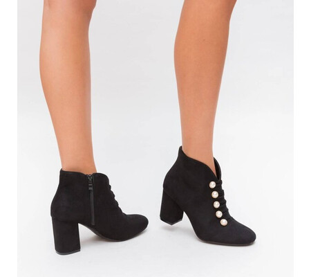 Botine Muntesa Negre