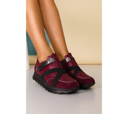 Pantofi sport bordo cu benzi elastice decorative si sclipici pe talpa