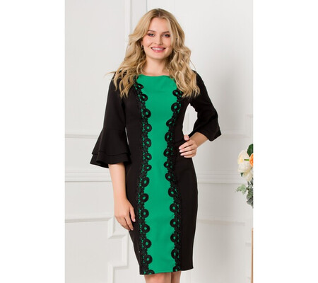 Rochie Carmen cu broderie pe fata si insertie verde