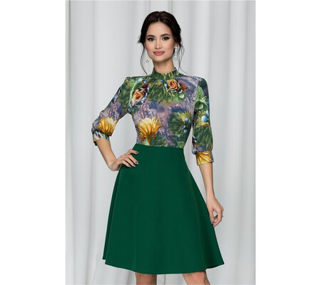 Rochie Georgiana verde cu imprimeu floral si pliuri la baza gatului