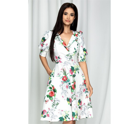 Rochie MBG alba cu imprimeu floral verde-roz si maneci scurte cu mansete