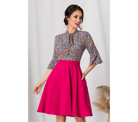 Rochie MBG cu fusta fucsia si bluza cu imprimeu multicolor