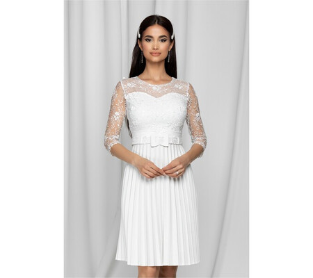 Rochie Rihana alba accesorizata cu broderie in partea superioara