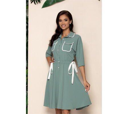 Rochie Wuana verde cu buzunare la bust si guler tip rever