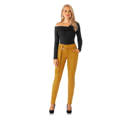 Pantaloni Pretty Girl office mustar din imitatie de piele intoarsa cu accesoriu metalic