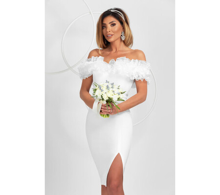 Rochie de cununie ivoire Pretty Girl cu umeri goi si volane