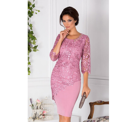 Rochie Malvina roz prafuit de ocazie cu dantela deosebita