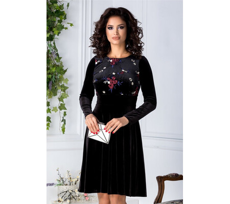 Rochie Moze din catifea neagra cu broderie la bust